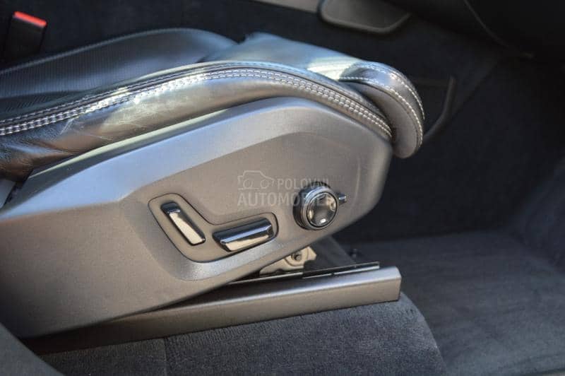 Volvo XC90 2.0D Inscription AWD