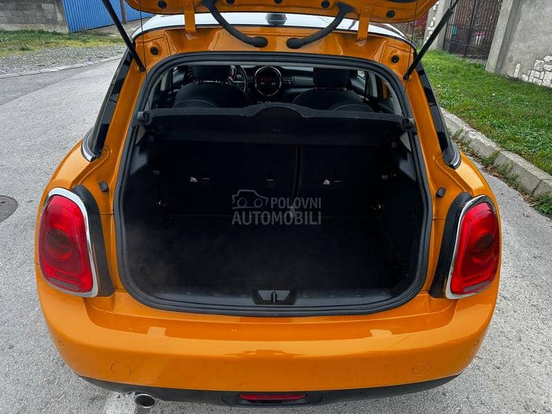 MINI Cooper 1.5 b