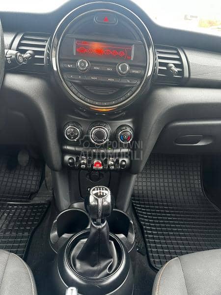 MINI Cooper 1.5 b