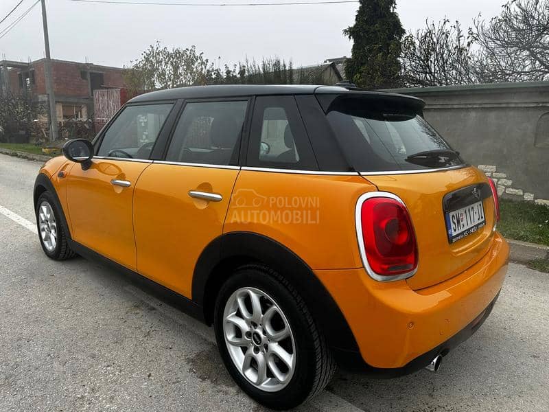 MINI Cooper 1.5 b