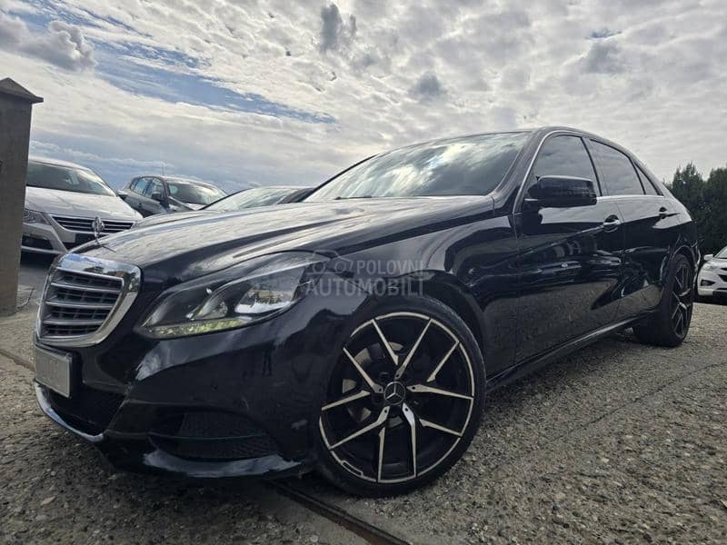 Mercedes Benz E 200 