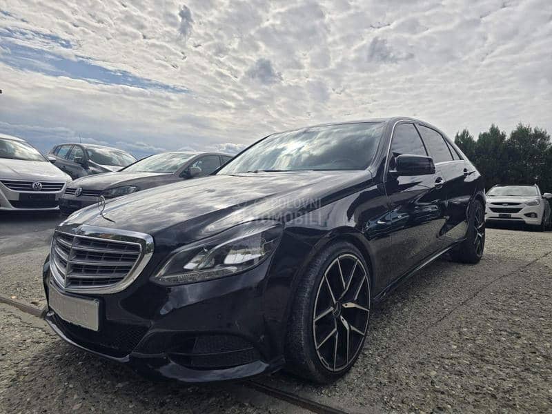 Mercedes Benz E 200 