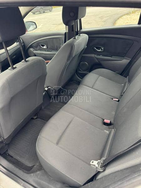 Renault Megane 1.6 16V