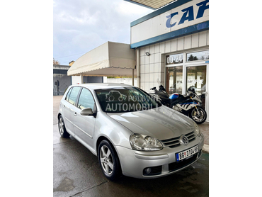 Volkswagen Golf 5 1.6 FSI
