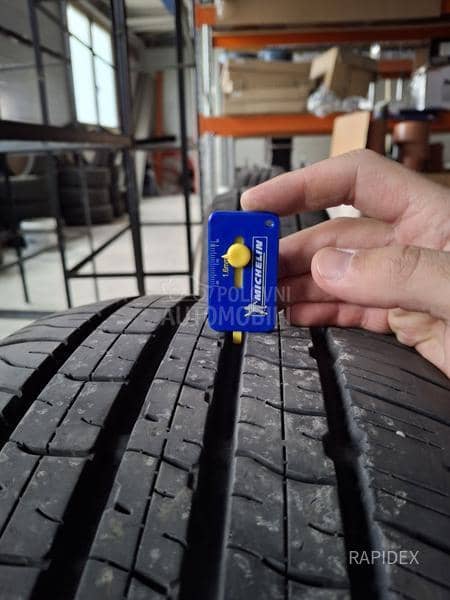 Dunlop 265/50 R22 Letnja