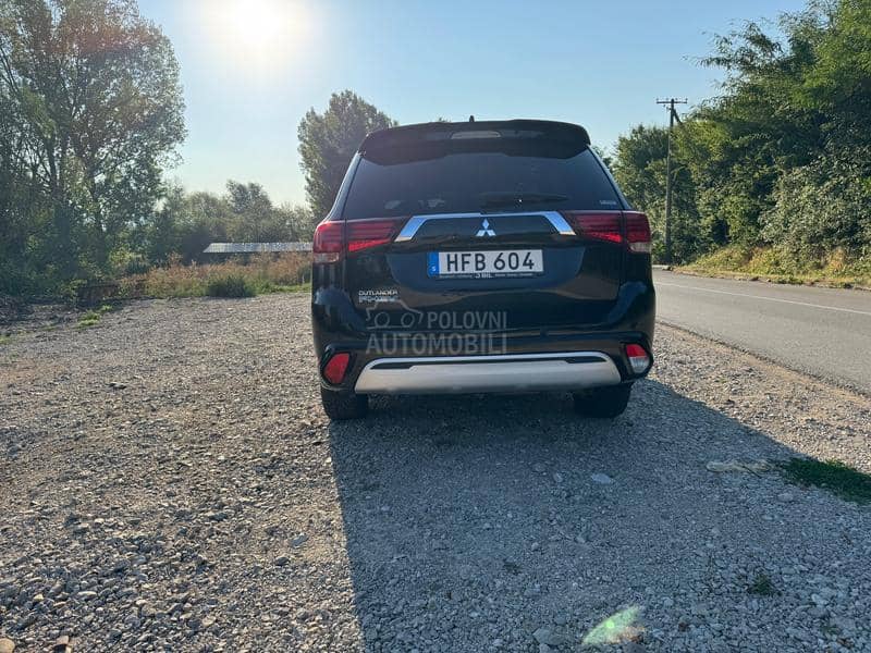 Mitsubishi Outlander EV