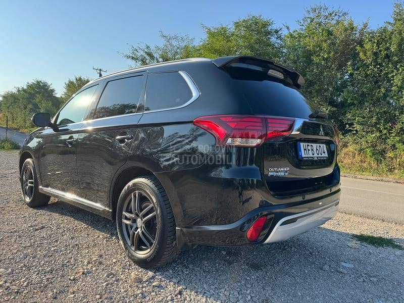 Mitsubishi Outlander EV