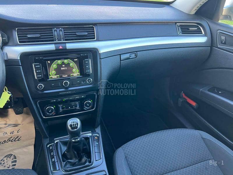 Škoda Superb 1.6Tdi Rest Led