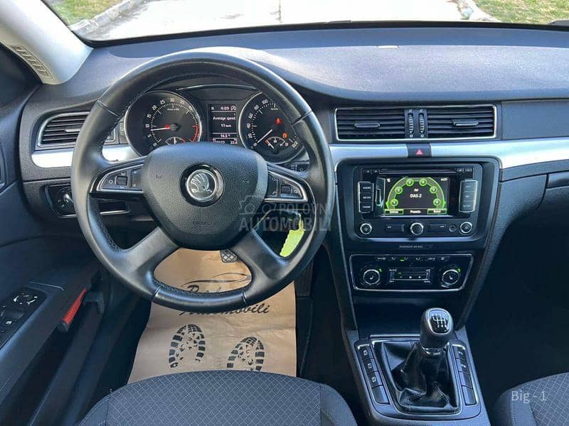 Škoda Superb 1.6Tdi Rest Led