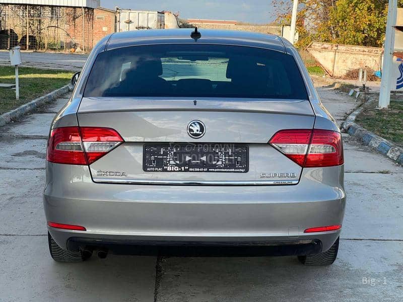Škoda Superb 1.6Tdi Rest Led