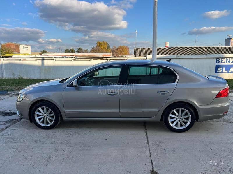 Škoda Superb 1.6Tdi Rest Led