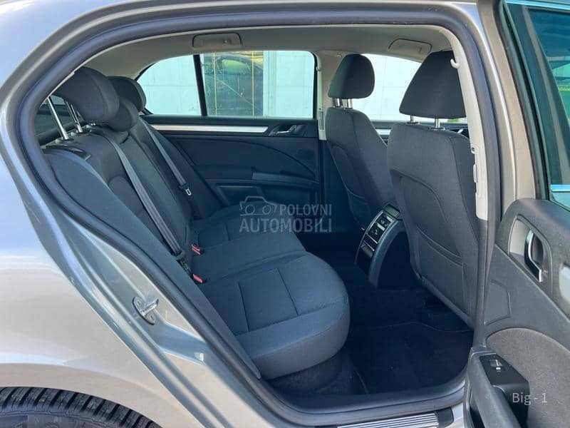 Škoda Superb 1.6Tdi Rest Led