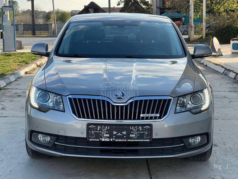 Škoda Superb 1.6Tdi Rest Led