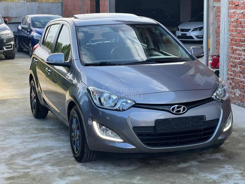Hyundai i20 1.4/Premium/Ch