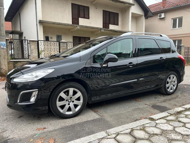 Peugeot 308 1.6 e-HDI OČUVAN