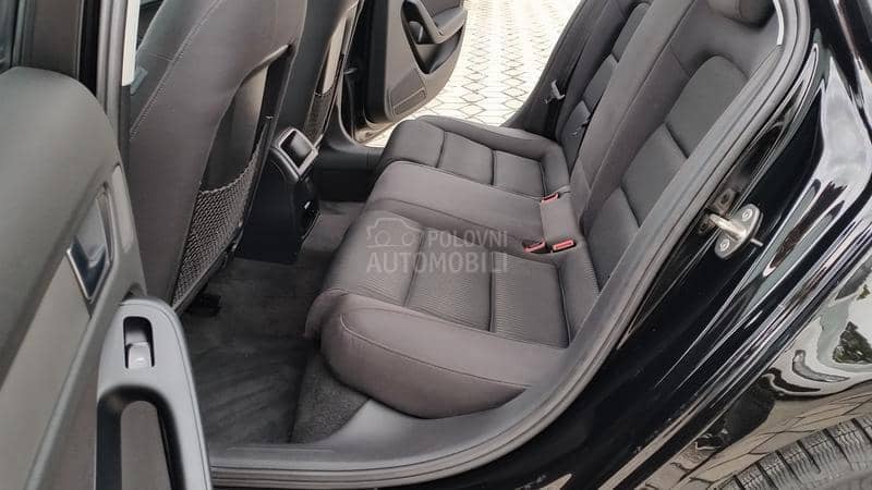 Audi A4 2.0TDI PREMIUM/DIODA