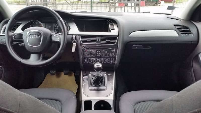 Audi A4 2.0TDI PREMIUM/DIODA