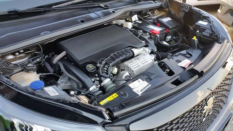 Peugeot 2008 1.2 ALLURE/VIRTUEL