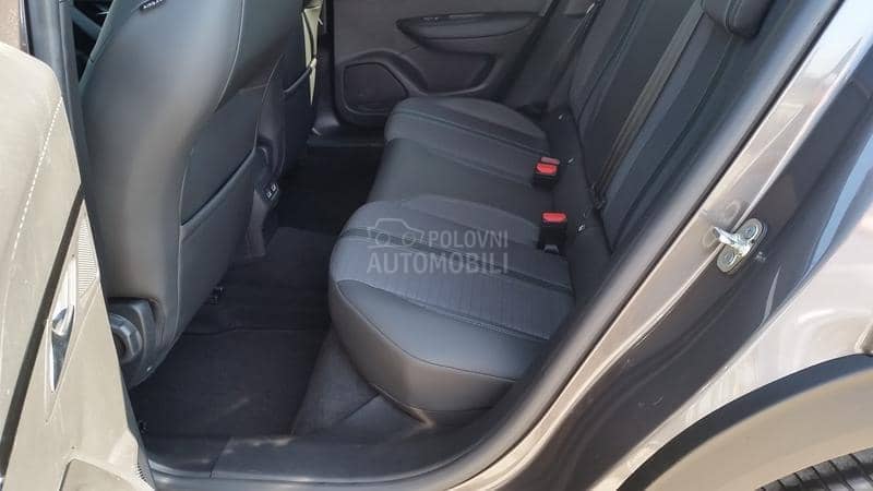 Peugeot 2008 1.2 ALLURE/VIRTUEL