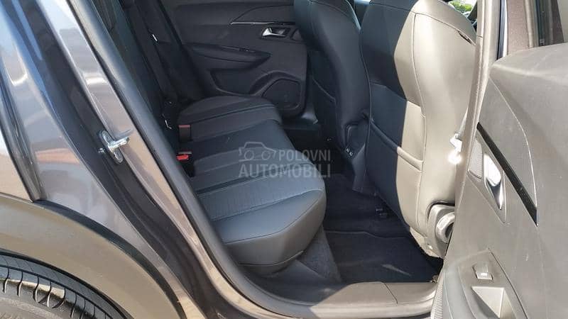 Peugeot 2008 1.2 ALLURE/VIRTUEL