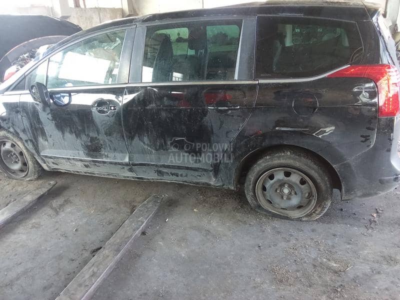 Peugeot 5008 2014. god. -  kompletan auto u delovima