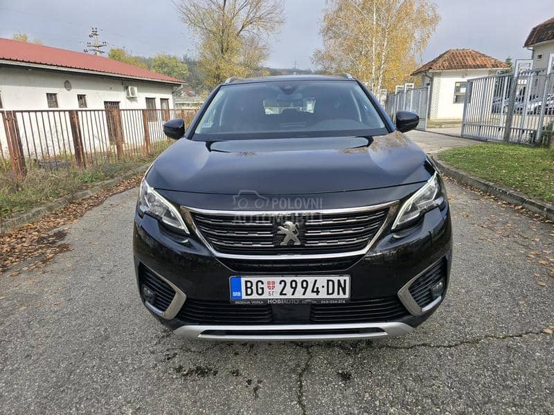 Peugeot 5008 1.2B ALLURE