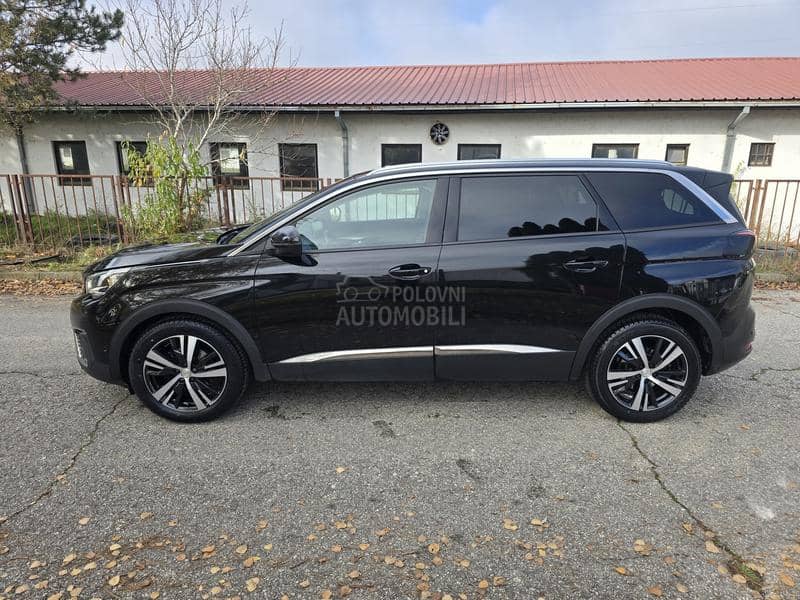 Peugeot 5008 1.2B ALLURE