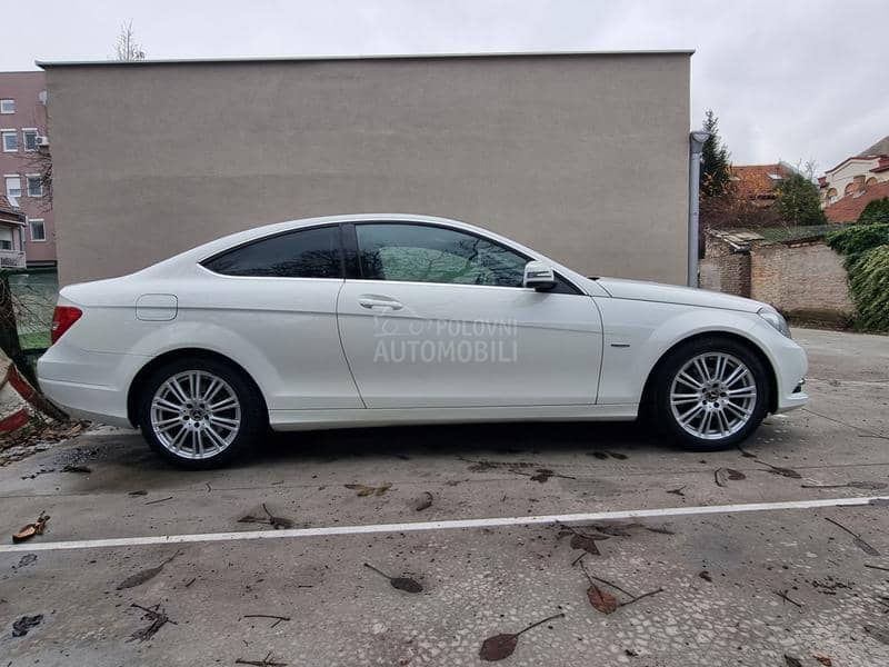Mercedes Benz C 220 CDI