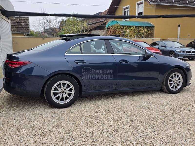 Mercedes Benz CLA 180 PANO