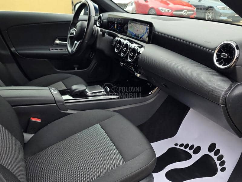 Mercedes Benz CLA 180 PANO