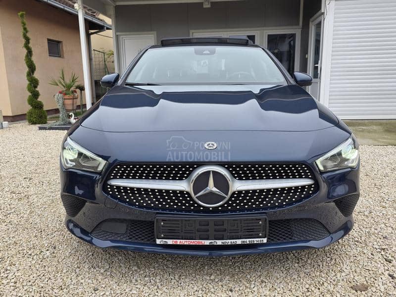 Mercedes Benz CLA 180 PANO