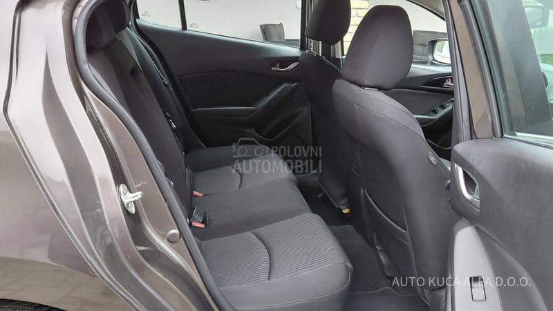 Mazda 3 1,5 Skyactive G100