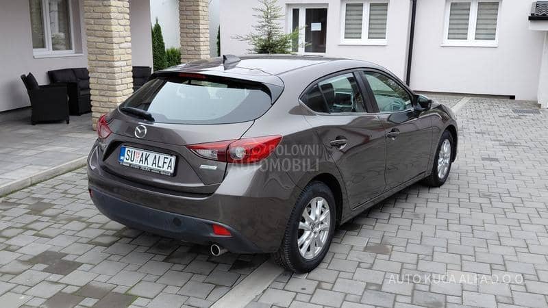 Mazda 3 1,5 Skyactive G100