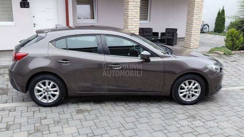 Mazda 3 1,5 Skyactive G100