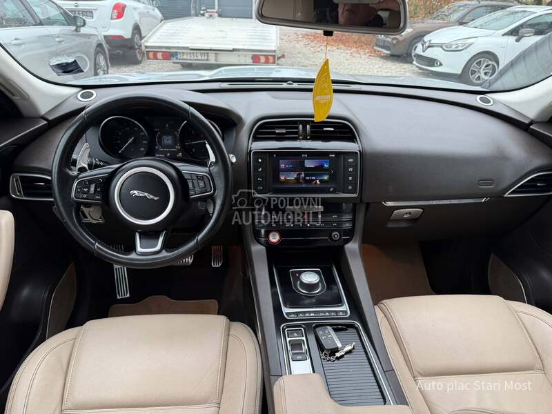 Jaguar F pace 2,0D