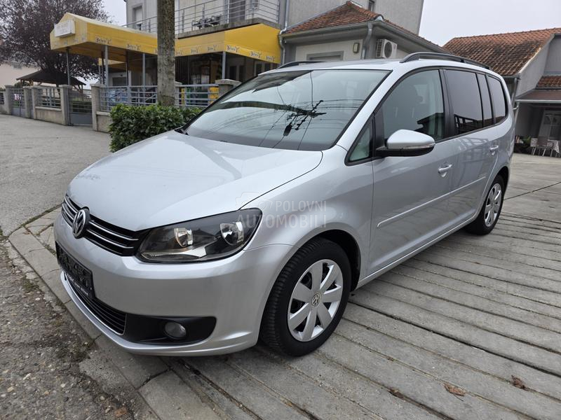 Volkswagen Touran 7 sedista