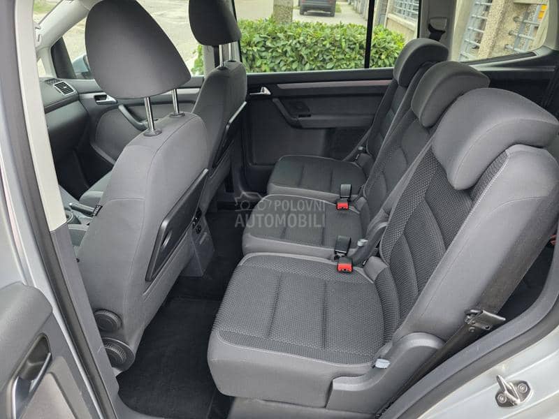 Volkswagen Touran 7 sedista