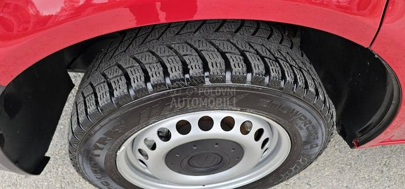 Volkswagen Transporter T6 TDI 4MOTION SERVIS