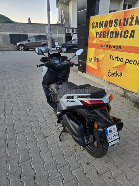 Yamaha X MAX TECH MAX