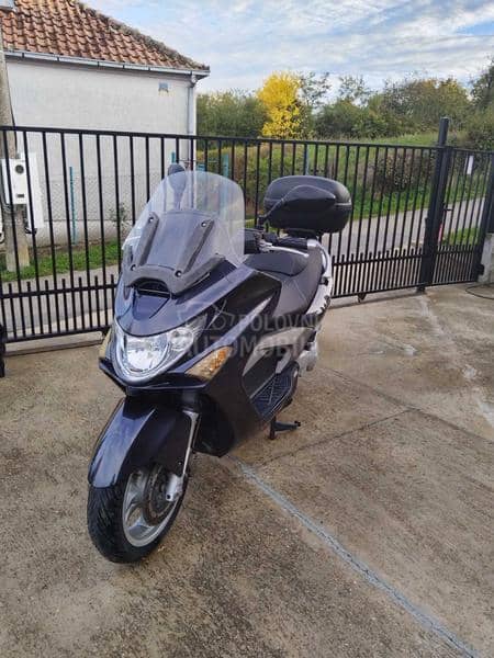 Kymco xCiting 250i