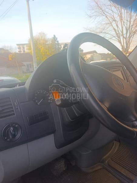 Mercedes Benz Sprinter 