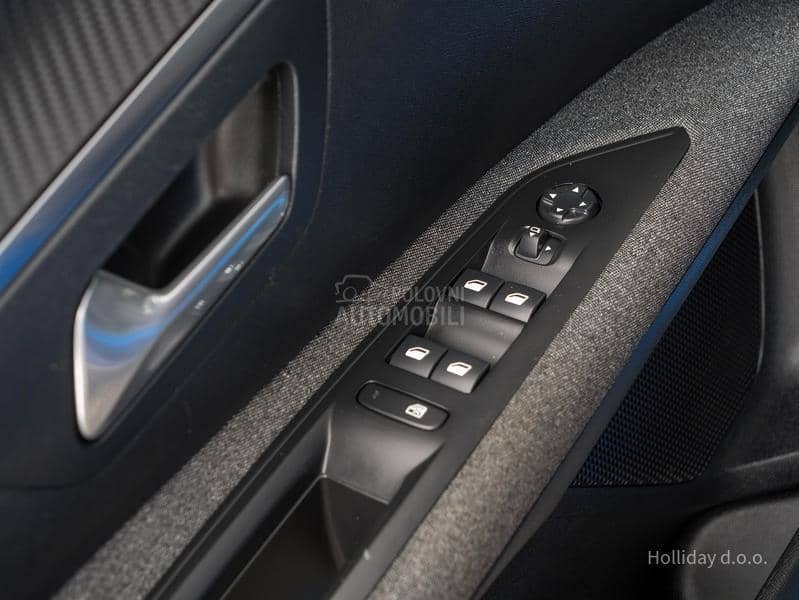 Peugeot 3008 1.5blueHDI Active AT