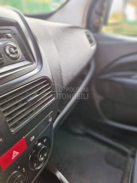 Opel Combo 1.6 MJTD TOUR