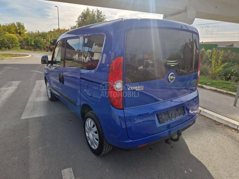 Opel Combo 1.6 MJTD TOUR