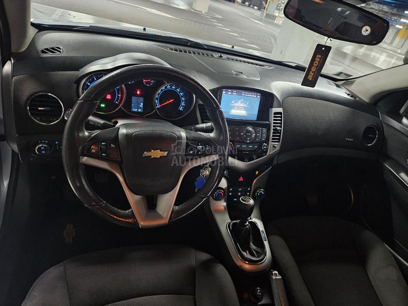 Chevrolet Cruze 