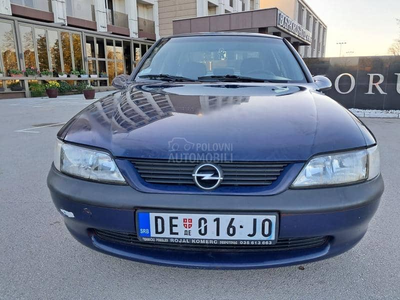 Opel Vectra B 1.6i Sekvent 2028.