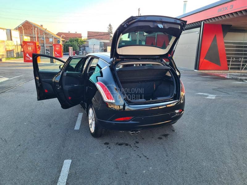 Lancia Delta 1.6 Mjet