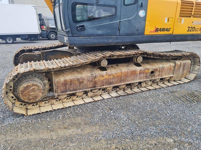 Hyundai ROBEX 320LC/7A