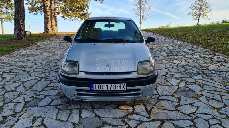 Renault Clio 1.9