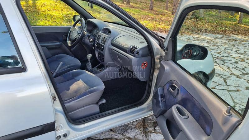 Renault Clio 1.9